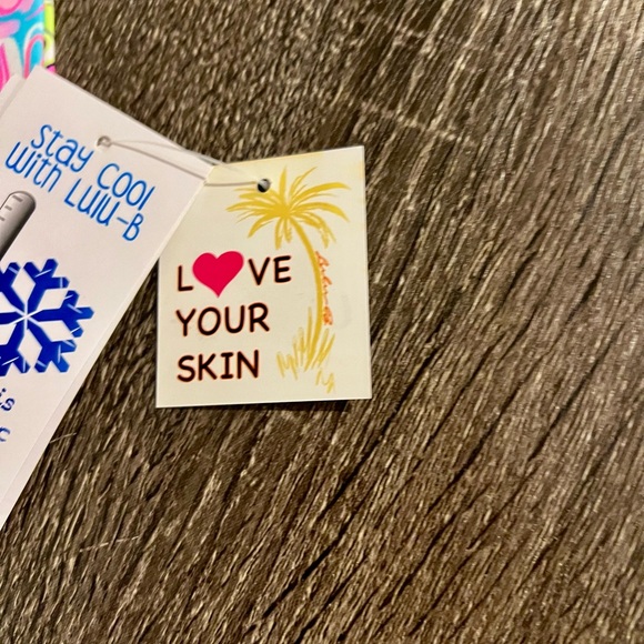 Lulu B UPF 50+ Cooling Sun Shirt Top Medium Colorful Coastal Print - Picture 11 of 12